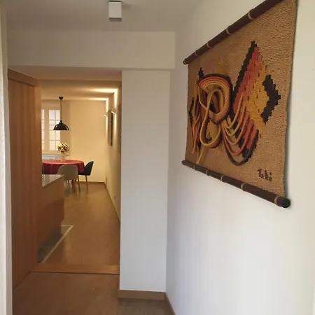 Charming In Chiado With 2 Terraces Apartment *